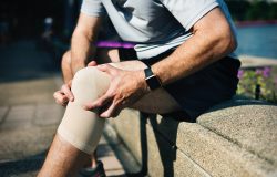 knee pain, avoiding knee surgery, knee osteoarthritis